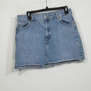 Moto  Lightwash Denim Mini Skirt  Raw Hem  Women's Size 8